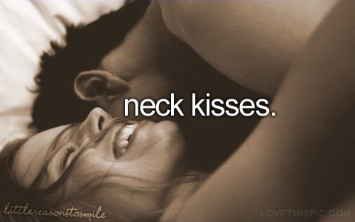 neck_kissing
